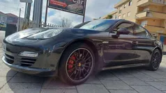 Cinzento Usado 2011 Porsche Panamera Sedan | € 36.999 (Preço justo)