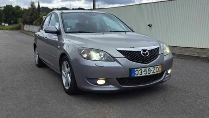 Cinzento Usado 2005 Mazda 3 Citadino | € 3.750 (Preço justo)