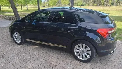 Cinzento Usado 2014 Citroën DS5 Citadino | € 10.000 (Preço justo)
