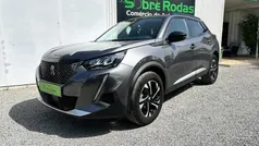 Cinza Usado 2022 Peugeot 2008 Active SUV | € 18.900 (Preço justo)