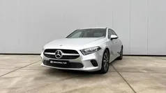Cinzento Usado 2019 Mercedes A180 Business Sedan | € 25.980 (Preço justo)