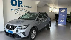 Cinzento Usado 2022 Seat Arona Style SUV | € 15.750 (Preço justo)