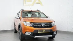 Usado 2018 Dacia Sandero Celebration SUV | € 11.480 (Bom preço)
