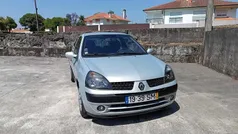 Cinzento Usado 2001 Renault Clio II Citadino | € 2.350 (Preço justo)
