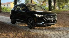 Preto Usado 2020 MG ZS Luxury Sedan | € 18.490 (Preço justo)