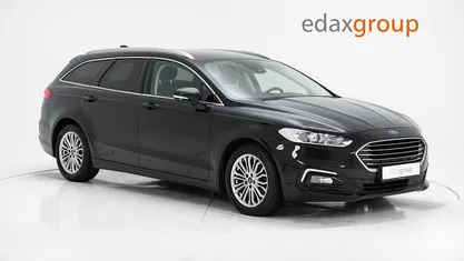 Usado Ford Mondeo 150 HP (110 kW) 2020 Preto