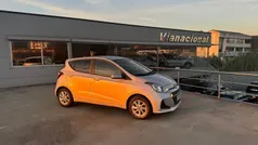Cinza Usado 2018 Hyundai i10 Citadino | € 9.200 (Preço justo)