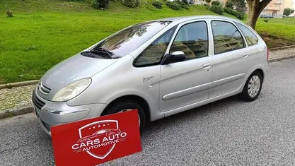 Cinza Usado 2005 Citroën Xsara Picasso Exclusive Monovolume | € 2.999