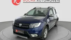 Azul Usado 2018 Dacia Logan Stepway Sedan | € 10.999 (Preço justo)