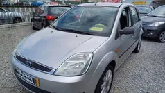 Usado 2004 Ford Fiesta Citadino | € 3.499 (Preço justo)