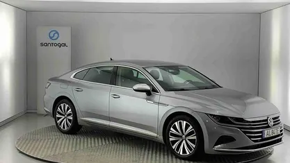 Cinzento Usado 2021 VW Arteon Elegance Citadino | € 29.990 (Preço justo)