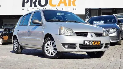 Usado Renault Clio II 75 HP (55 kW) 2008