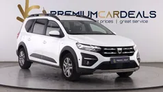 Branco Usado 2022 Dacia Jogger Comfort SUV | € 14.990 (Preço justo)