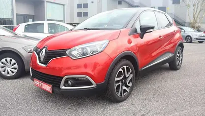 Vermelho Usado 2015 Renault Captur SUV | € 10.900 (Bom preço)