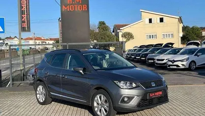 Usado Seat Arona XCELLENCE 95 HP (69 kW) 2017 Cinza escuro SUV