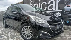 Usado 2018 Peugeot 208 Signature Sky Citadino | € 11.750 (Preço justo)