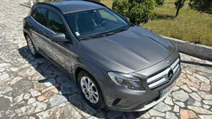 Cinzento Usado 2017 Mercedes GLA180 SUV | € 17.999 (Super Preço)