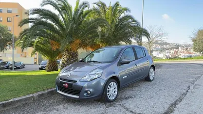 Usado 2010 Renault Clio II Dynamique | € 4.450 (Bom preço)