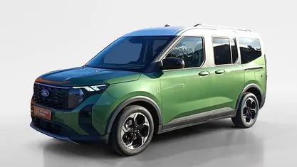 Verde Usado 2025 Ford Tourneo Courier Monovolume | € 23.535 (Preço justo)