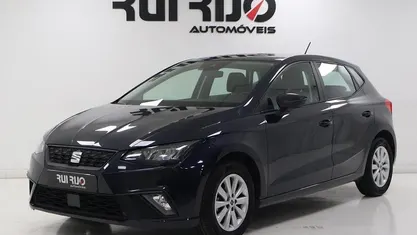 Azul Usado 2022 Seat Ibiza Style | € 13.500 (Preço justo)
