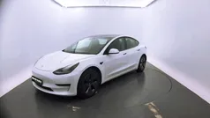 Branco Usado 2021 Tesla Model 3 Sedan | € 26.500 (Bom preço)
