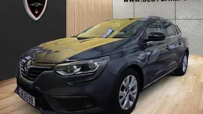 Usado Renault Mégane GrandTour 116 HP (85 kW) 2019 Cinzento Carrinha
