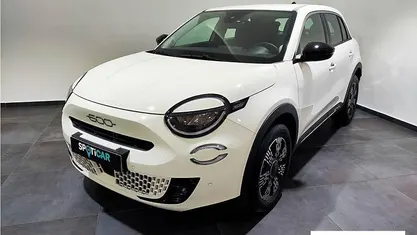 Novo Fiat 600 Icon 145 HP (106 kW) 2025 Branco SUV