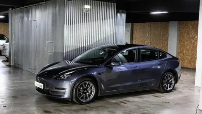 Usado 2020 Tesla Model 3 Long Range AWD Sedan | € 25.500 (Preço justo)