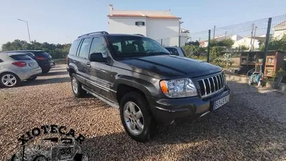 Usado Jeep Grand Cherokee Overland 163 HP (119 kW) 2004 Cinzento SUV