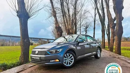 Usado VW Passat 120 HP (88 kW) 2015 Cinza Sedan