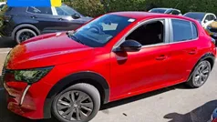 Vermelho Usado 2023 Peugeot e-208 Citadino | € 18.900 (Bom preço)