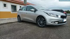 Cinzento Usado 2014 Kia Ceed Carrinha | € 10.750 (Preço justo)