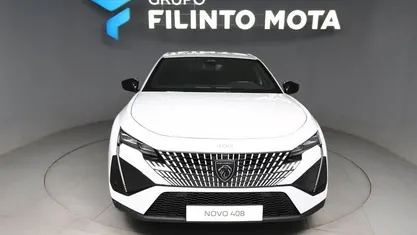 Usado Peugeot e-408 GT 154 kW (210 HP) 2025 SUV