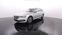 Cinzento Usado 2023 Skoda Superb | € 30.450 (Preço justo)