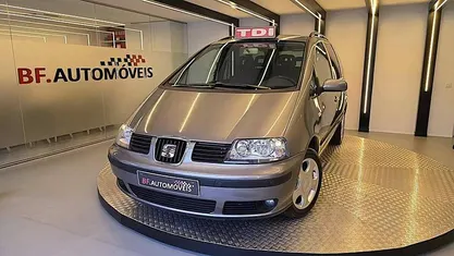 Cinzento Usado 2005 Seat Alhambra Stylance Monovolume | € 7.500 (Preço justo)