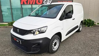 Branco Usado 2022 Peugeot Partner Monovolume | € 14.900 (Preço justo)