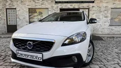 Usado 2014 Volvo V40 CC Carrinha | € 13.500 (Preço justo)