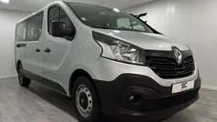 Cinzento Usado 2017 Renault Trafic Van | € 24.950 (Caro)
