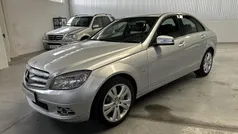 Cinza Usado 2009 Mercedes C220 Avantgarde Sedan | € 12.000 (Preço justo)