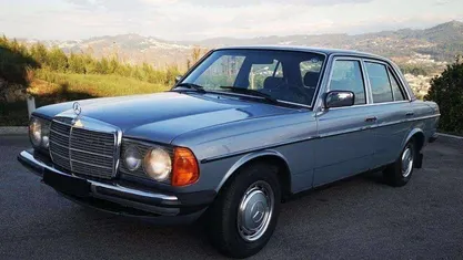 Usado Mercedes W115 107 HP (78 kW) 1982