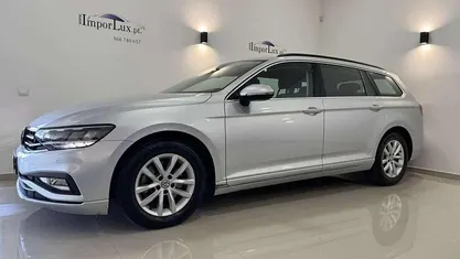 Usado VW Passat 120 HP (88 kW) 2020 Cinzento Carrinha