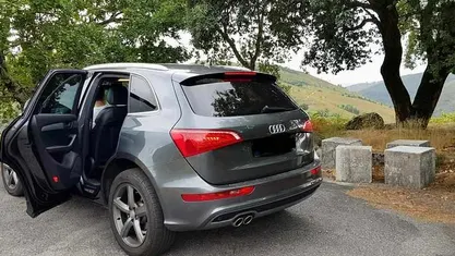 Cinzento Usado 2012 Audi Q5 SUV | € 18.500 (Preço justo)