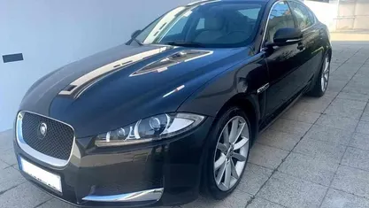Preto Usado 2011 Jaguar XF Sedan | € 16.000 (Preço justo)
