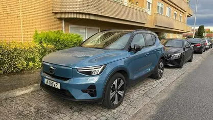 Azul Usado 2022 Volvo XC40 SUV | € 29.000 (Bom preço)