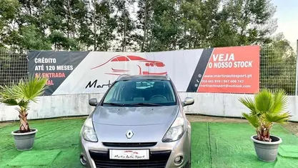 Usado Renault Clio IV 85 HP (62 kW) 2012 Cinzento Carrinha