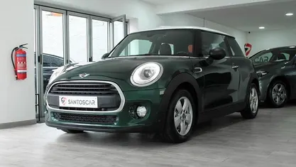 Usado Mini ONE 75 HP (55 kW) 2017 Verde Citadino