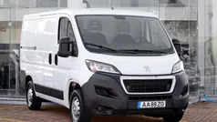 Branco Usado 2020 Peugeot Boxer Premium Van | € 19.950 (Preço justo)