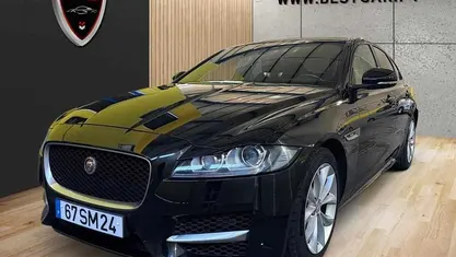 Preto Usado 2017 Jaguar XF Sedan | € 19.950 (Preço justo)
