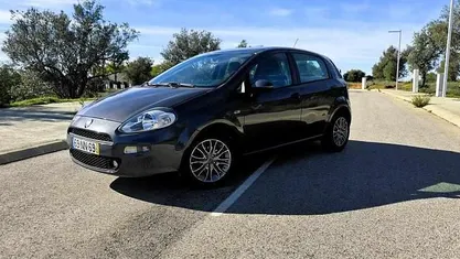 Usado Fiat Punto S 69 HP (50 kW) 2013 Cinzento Citadino