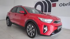 Vermelho Usado 2024 Kia Stonic SUV | € 18.250 (Preço justo)